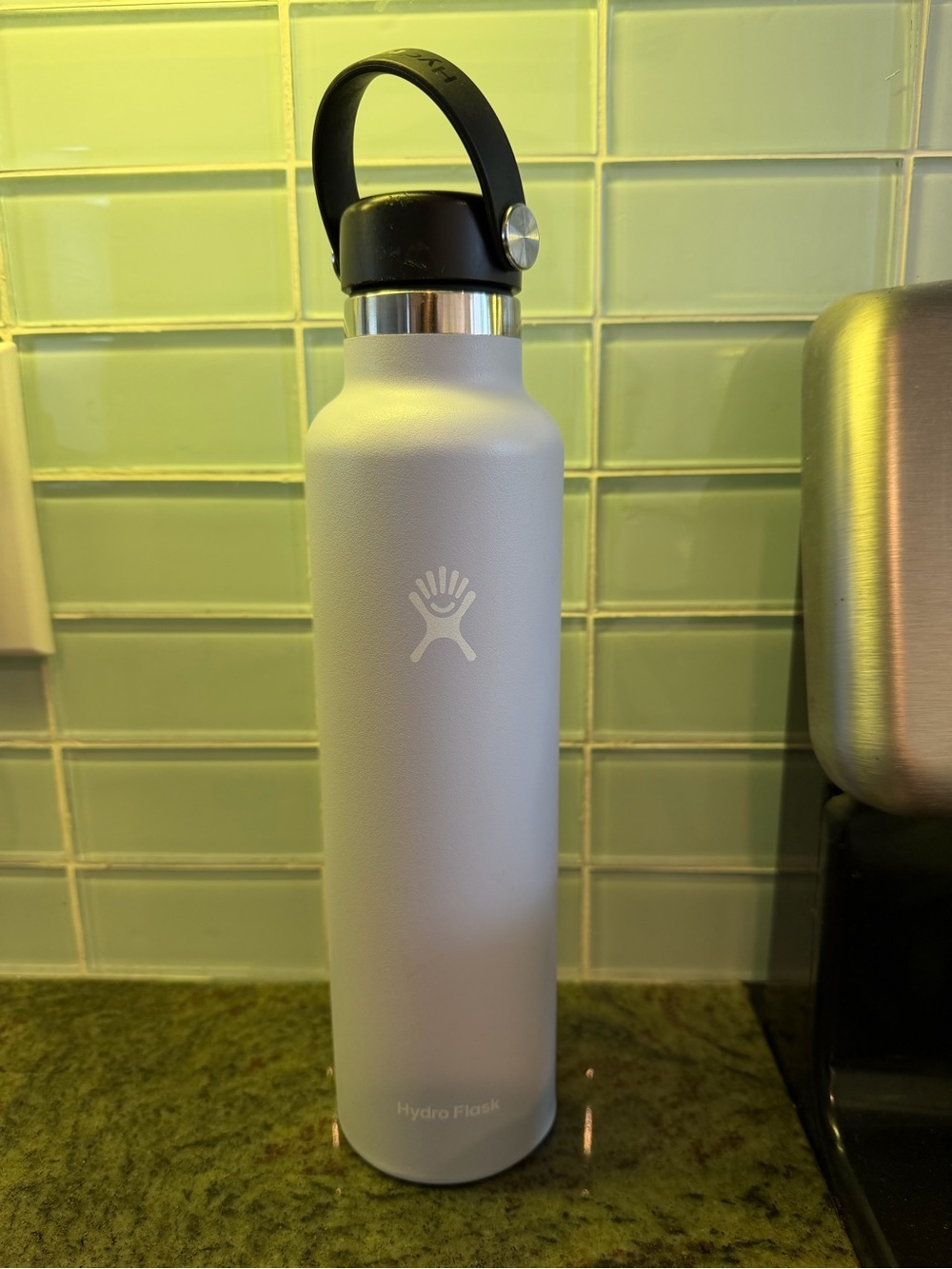 Hydro Flask 24 oz. Water Bottle with Black Flex Cap